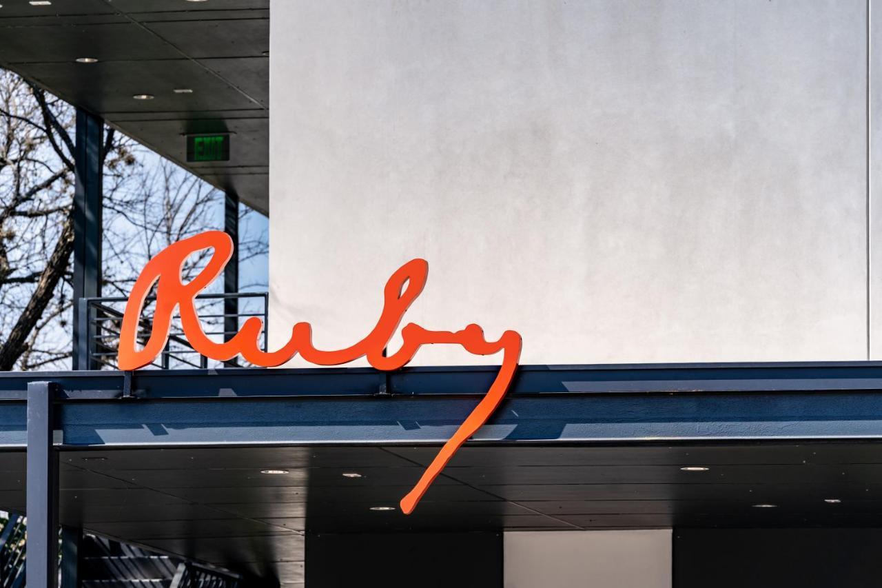 The Ruby Hotel Round Rock Εξωτερικό φωτογραφία