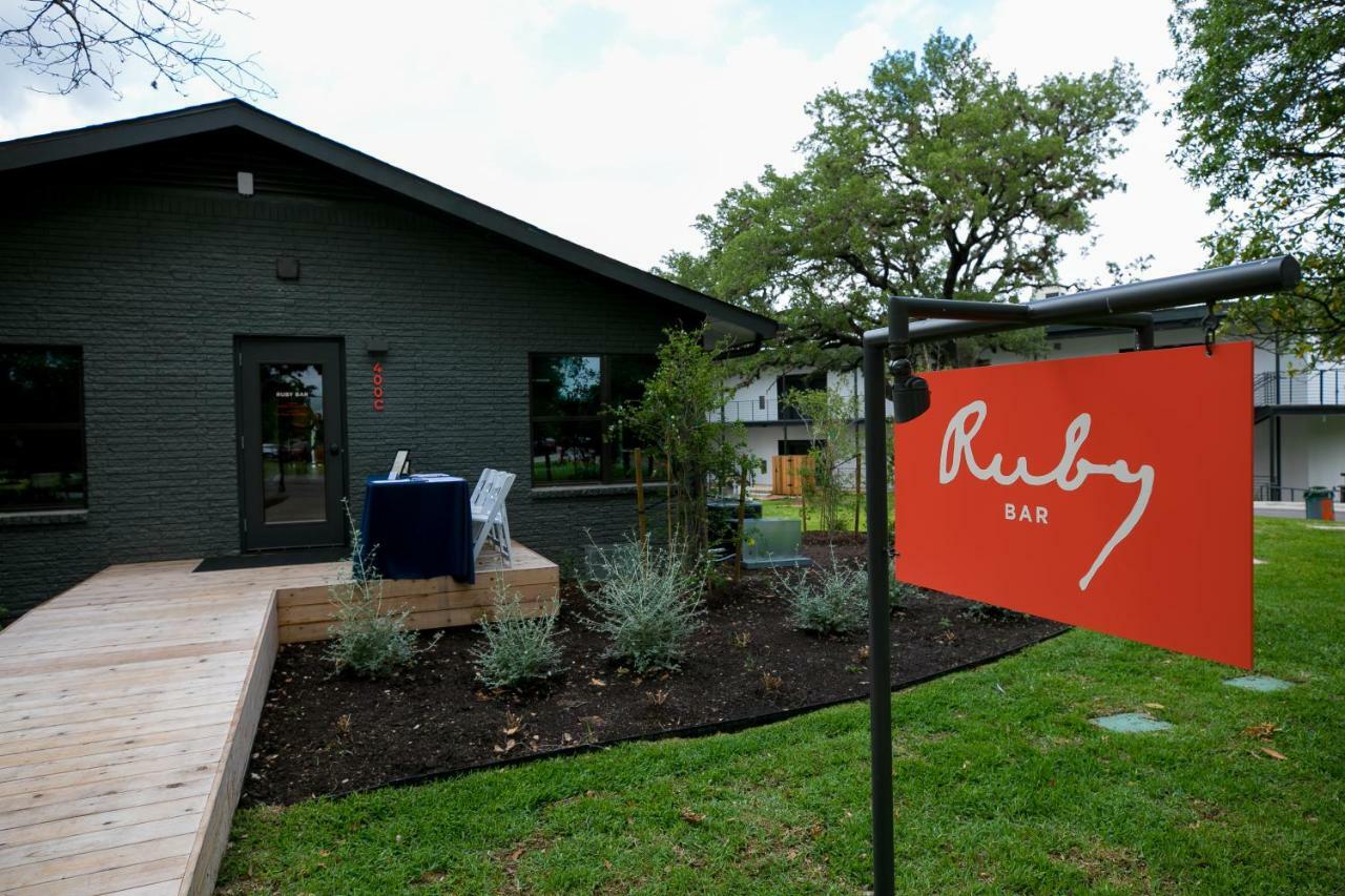 The Ruby Hotel Round Rock Εξωτερικό φωτογραφία